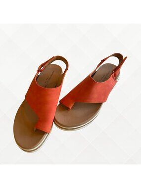 Adrienne Vittadini Wedge Sandals • 6.5 • Orange • Like New